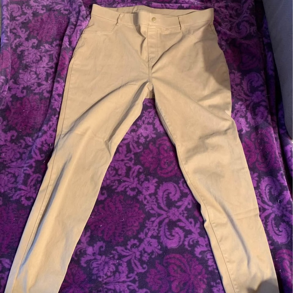 Women's Tan Pants